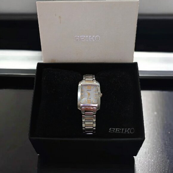 SEIKO Solar Eco-Drive Watch - Picture 2 of 4